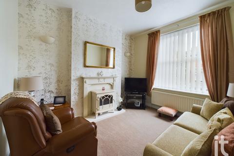 2 bedroom semi-detached house for sale, Hillington Road, Edgeley, Stockport, SK3