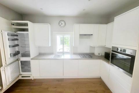 1 bedroom flat for sale, Fentiman Road, SW8, Vauxhall, London, SW8