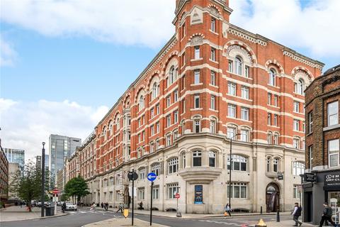 undefined, Leman Street, E1