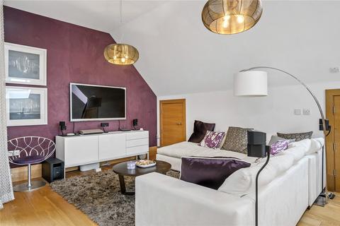 undefined, Leman Street, E1
