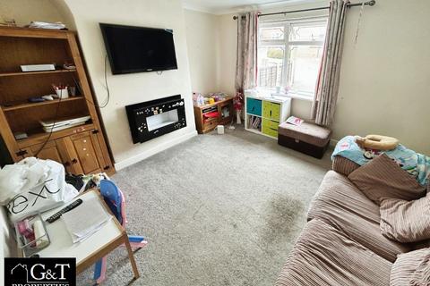 3 bedroom semi-detached house for sale, Farm Road, Brierley Hill