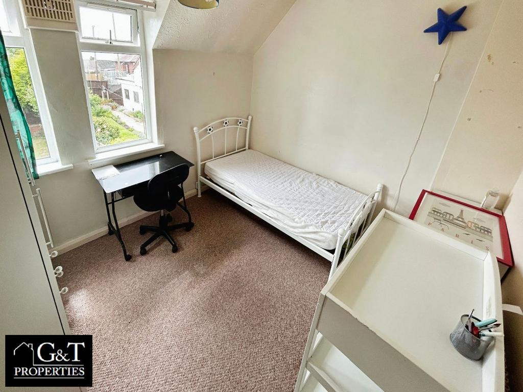 2nd Bedroom
