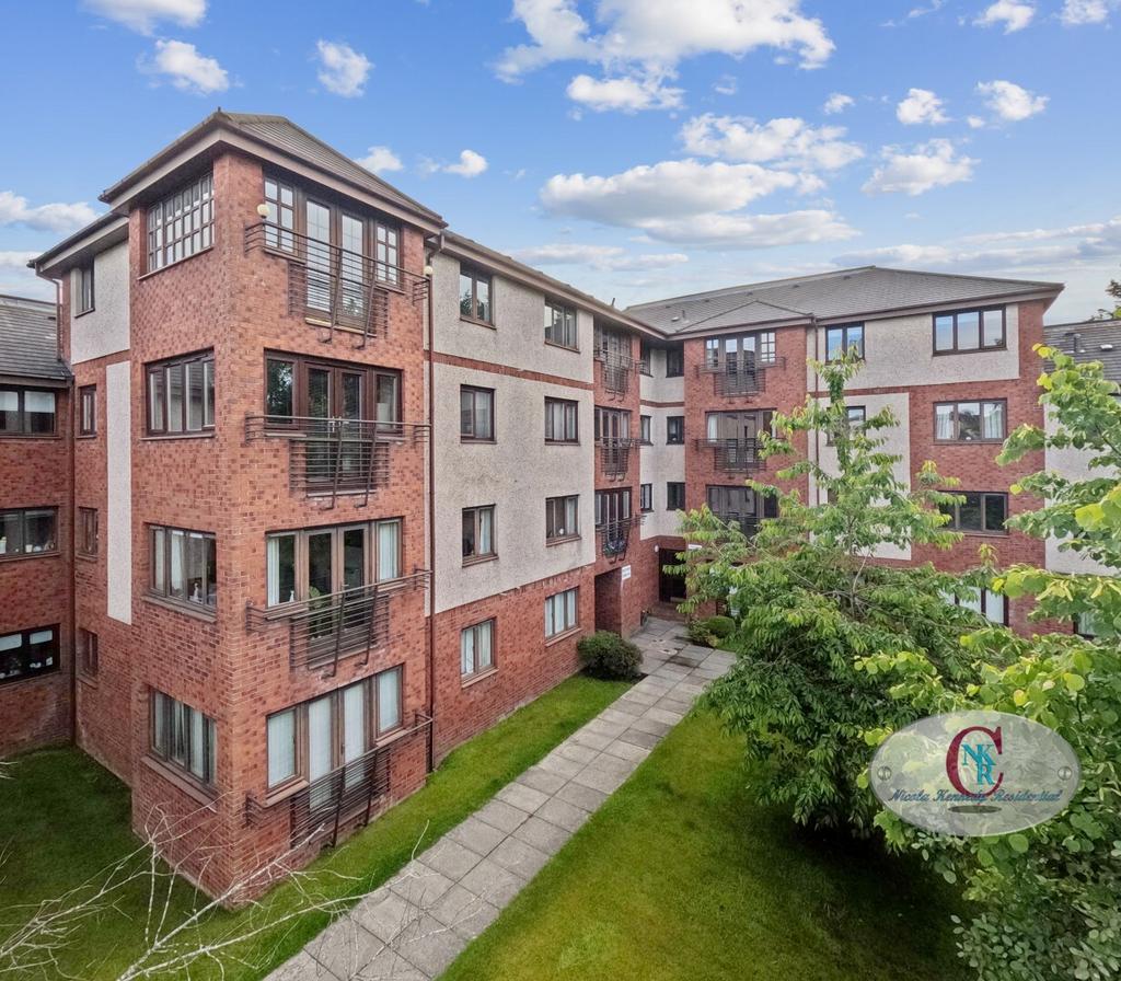 MAIN STREET, UDDINGSTON G71 2 bed flat for sale £165,000