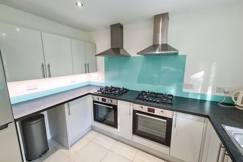 1 bedroom in a house share to rent, Peverell Road