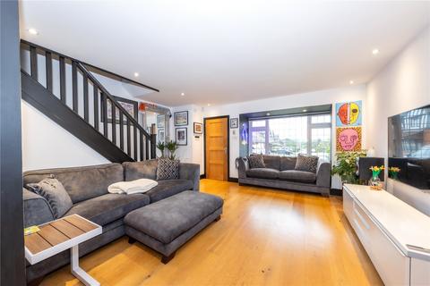 33 Emmer Green, Luton, LU2 8UH