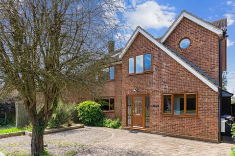4 bedroom detached house for sale, Kings Walden Road, Offley, Hitchin, SG5