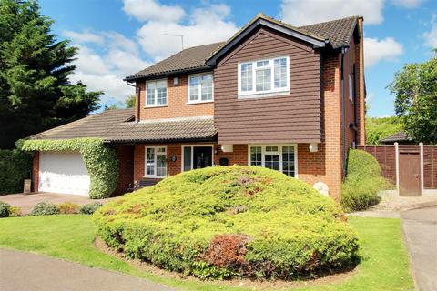 4 bedroom detached house for sale, Shrublands, Brookmans Park AL9