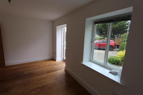 2 bedroom terraced house to rent, Sandford Court, Chelmsford