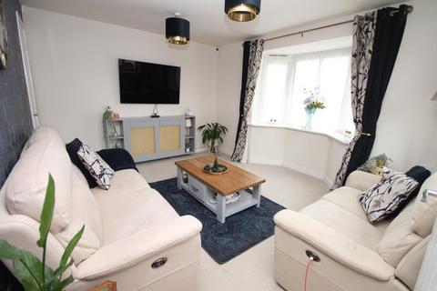 3 bedroom semi-detached house for sale, Quarry Bank Road, Eccleshill BD2