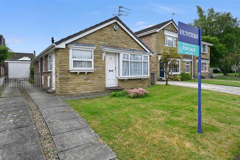 3 bedroom detached house for sale, Redwood Way, Yeadon