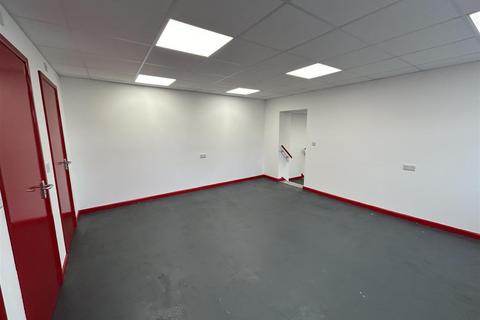 Office to rent, Hill Street, Lye, Stourbridge