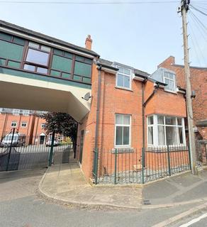 3 bedroom end of terrace house for sale, Barngate Street, Leek