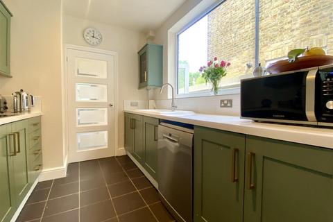 65 Eastbrook Road, Waltham Abbey, EN9 3AJ