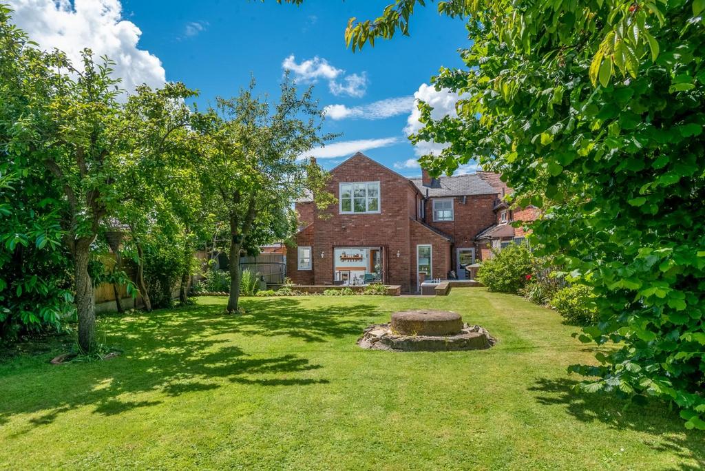 Stratford Road, Newbold on Stour... 4 bed semidetached house for sale