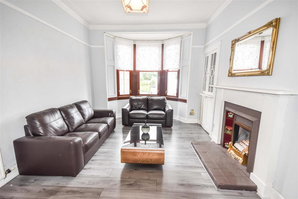 1A Dunedin Terrace, Clydebank G81 1 bed flat £595 pcm (£137 pw)