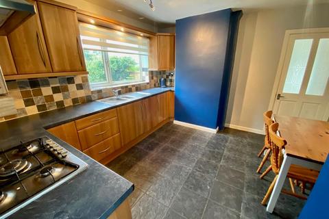 3 bedroom semi-detached house for sale, Lockwood Avenue, Mirfield