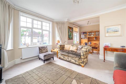 3 bedroom flat for sale, Salisbury Avenue, Cheam, Sutton