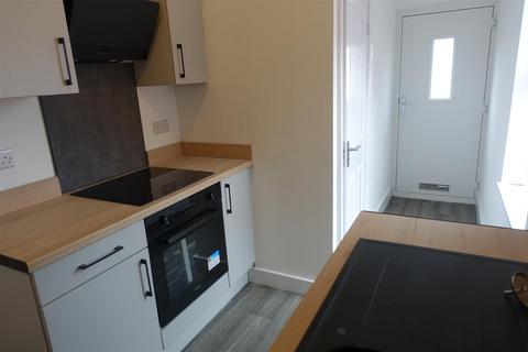 2 bedroom flat to rent, Chapel Street, Leigh WN7