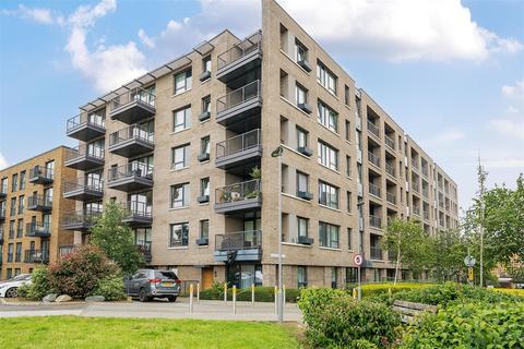 1 bedroom flat for sale, 4 Gullivers Walk, London