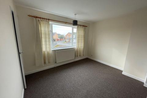 2 bedroom semi-detached house to rent, Merton Avenue, Retford, Notts, DN22 7RG