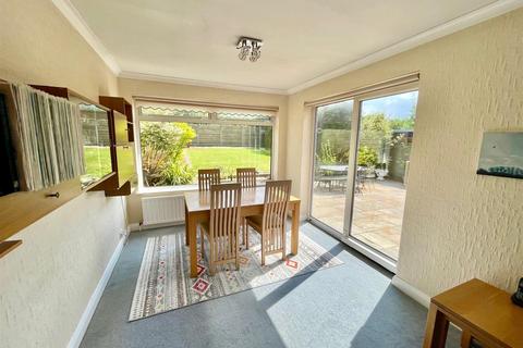 3 bedroom detached bungalow for sale, Sunnybank Road, Potters Bar EN6