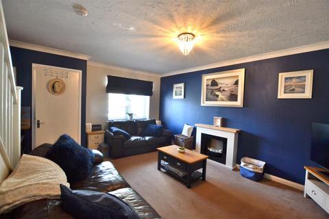 3 bedroom semi-detached house for sale, Broadmead, Farnborough GU14