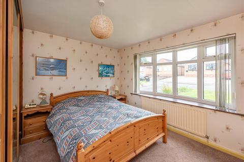 35 Bratch Park, Wombourne, Wolverhampton, WV5 8DF