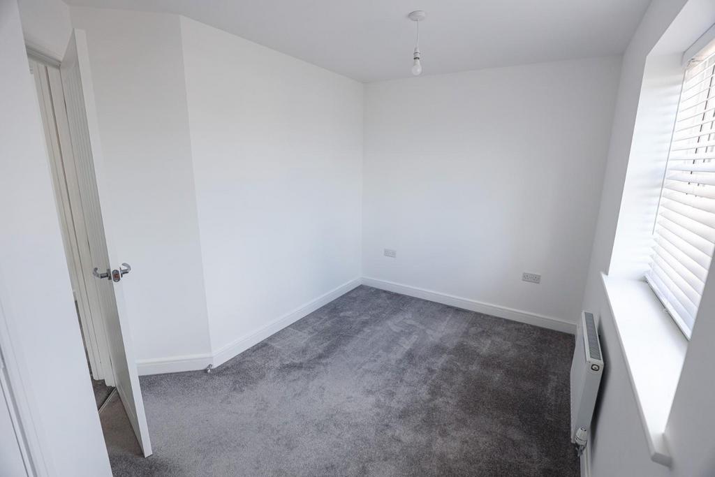 3 R5 A3346.jpg