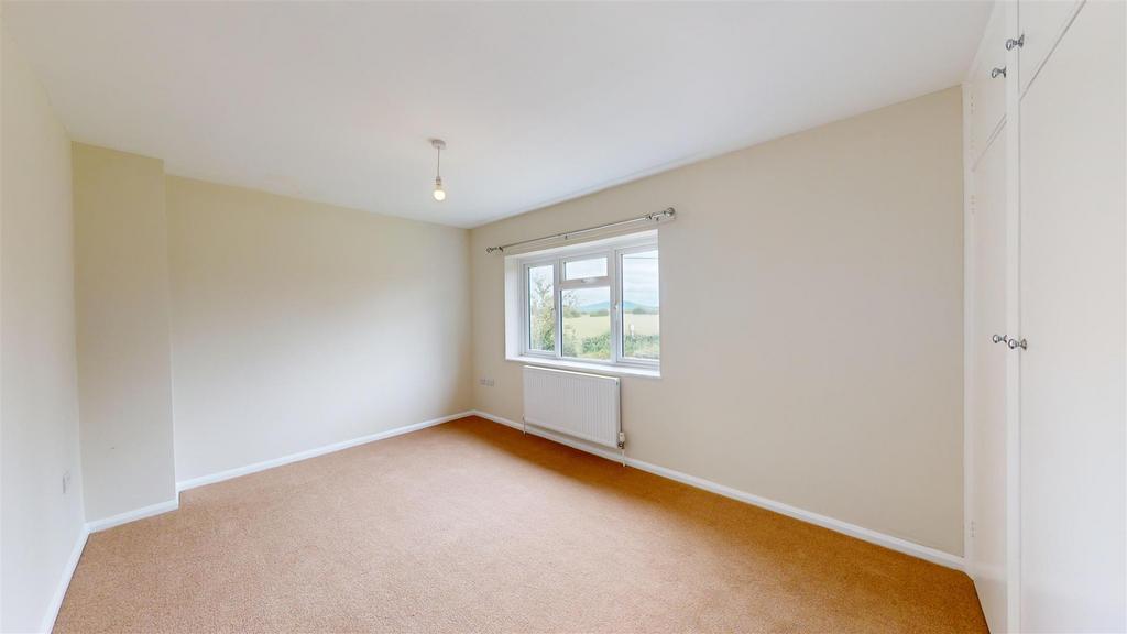 Betton Strange 5 Bedroom One.jpg