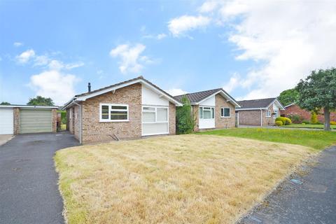 2 bedroom detached bungalow for sale, Highbury Close, Shrewsbury