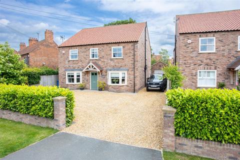 5 bedroom detached house for sale, 4A Storking Lane, Wilberfoss, York YO41 5NB