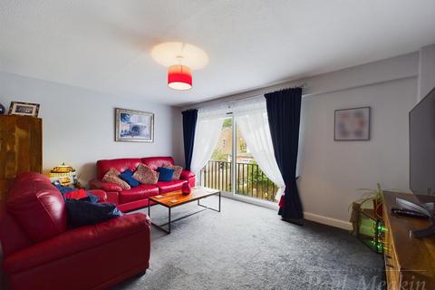 47 Hartscroft, Croydon, CR0 9LB