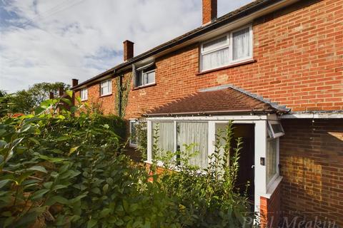 3 bedroom terraced house for sale, Thursley Crescent, New Addington, Croydon