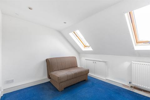 1 bedroom flat for sale, White Hart Lane, Barnes, London, SW13