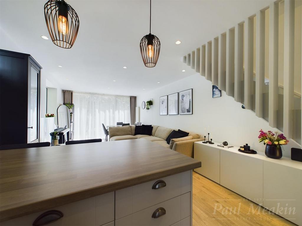 Kitchen/Lounge