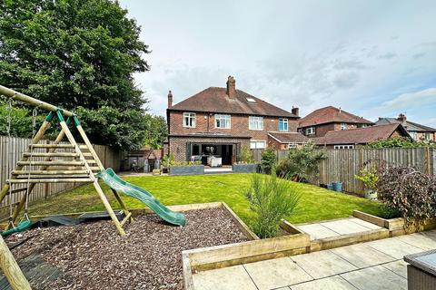 4 bedroom semi-detached house for sale, St Georges Avenue, Timperley