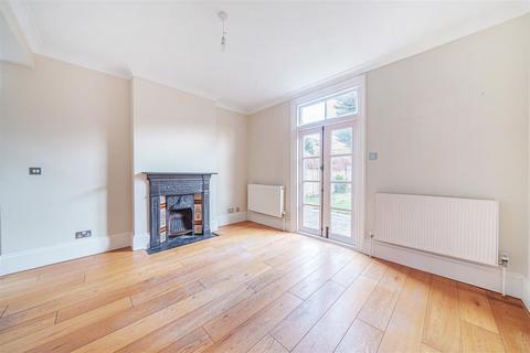 4 bedroom semi-detached house to rent, Beresford Road, Kingston Upon Thames KT2
