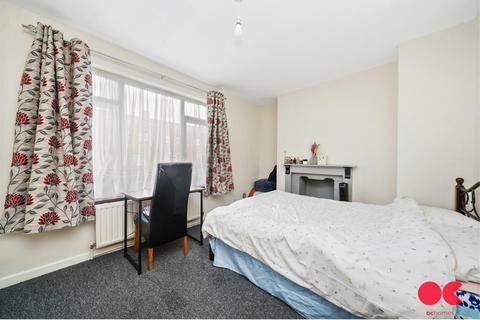 81 Telham Road, London, E6 6BW
