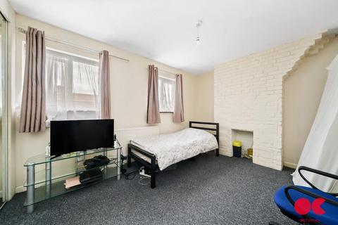 81 Telham Road, London, E6 6BW