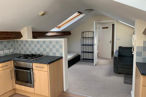 Studio to rent, 13A Castle Foregate, Shrewsbury