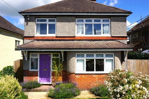 4 bedroom detached house for sale, Cambridge Road, Salisbury