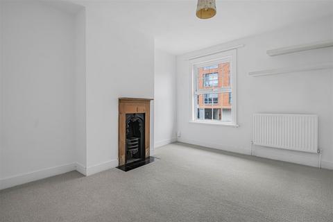 110 Queens Road, Reading, RG1 4DG