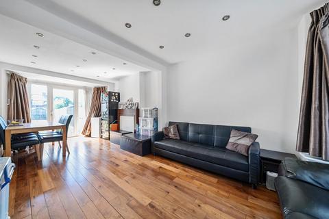 3 bedroom semi-detached house for sale, Peareswood Gardens, Stanmore HA7