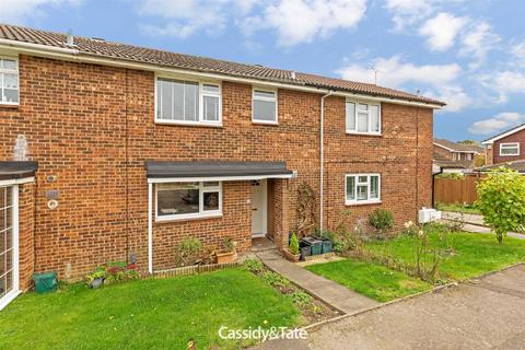 3 bedroom terraced house for sale, Stanton Close, Jersey Farm, St Albans