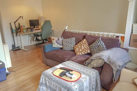 1 bedroom flat for sale, Tamworth Drive, Shaw, Swindon