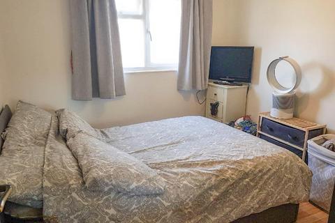 1 bedroom flat for sale, Tamworth Drive, Shaw, Swindon