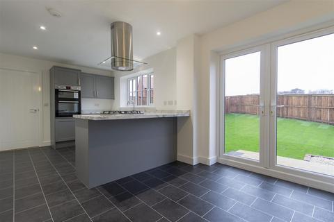 4 bedroom detached house for sale, Hawthorne Meadows, Chesterfield Rd, Barlborough