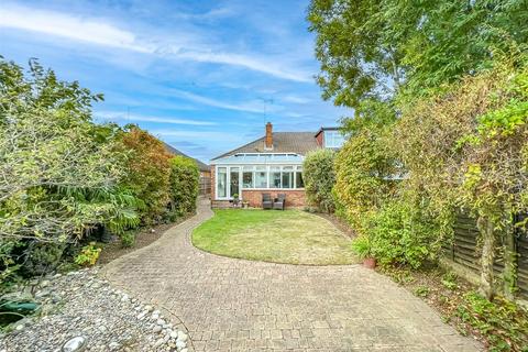 3 bedroom semi-detached bungalow for sale, Hill Lane, Hockley SS5