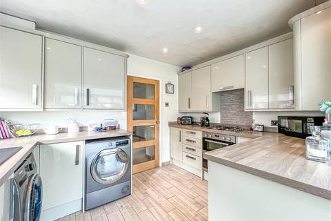 28 Hill Lane, Hockley, SS5 4HL