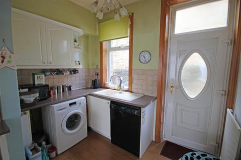 4 bedroom end of terrace house for sale, Haugh Shaw Road, Halifax HX1